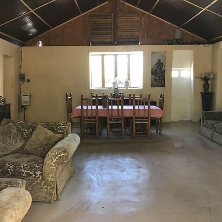 Kiskeya Guest House Gressier ภายนอก รูปภาพ
